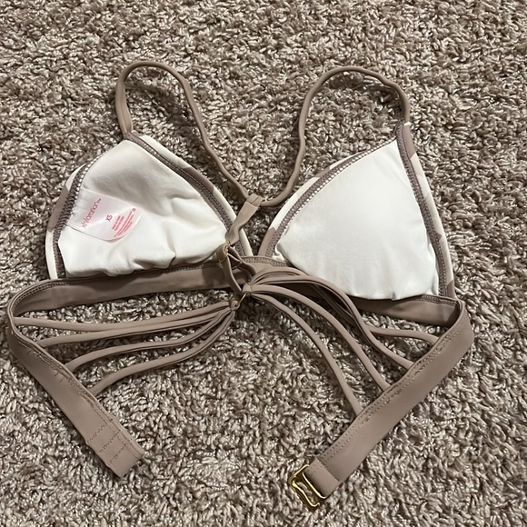 Target Bikini top - Picture 2 of 3